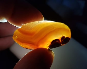 Grande agate naturelle antique en cristal du Tibet