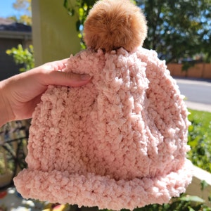 Cozy Hand-Knit Sheepy Plush Pink Winter Hat - Warm and Stylish Women's Beanie, Knitted hat with pom pom