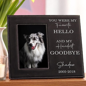 Custom Pet Memorial Frame – Personalized Dog or Cat Loss Gift – Engraved Photo Frame for Rainbow Bridge Remembrance, 4x6 or 5x7