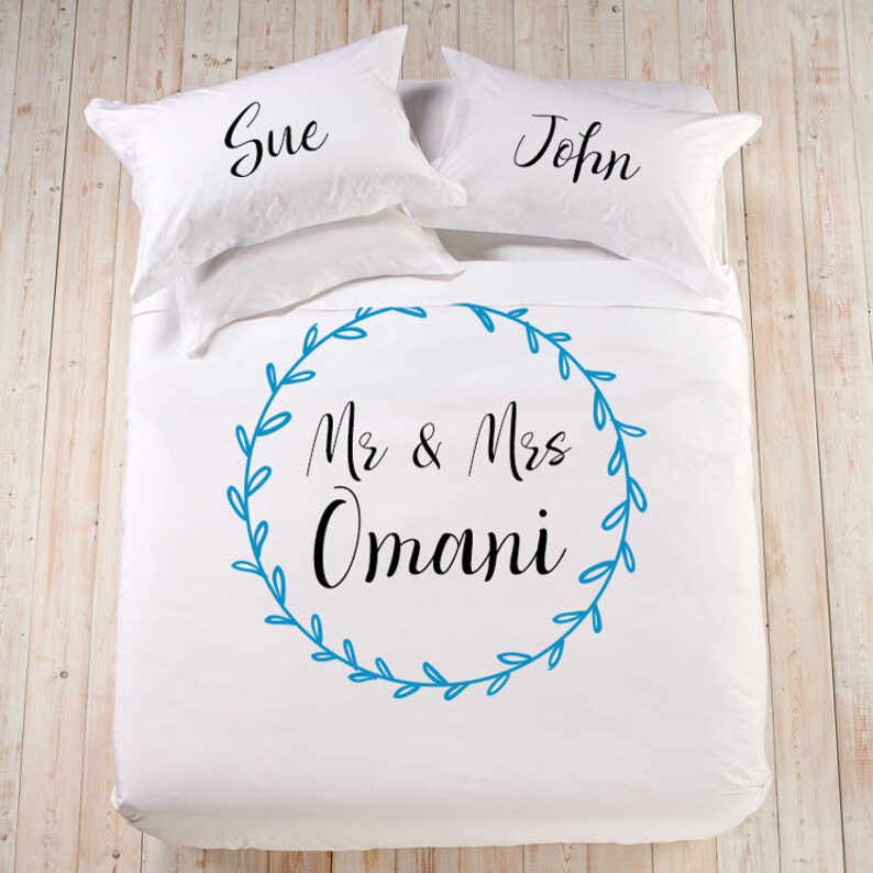 Personalized Wedding Gift Bedding Set Mr And Mrs King Queen Image 0