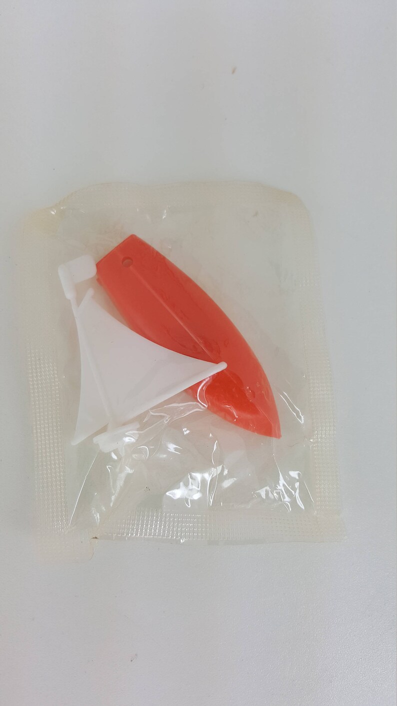 Orange White vintage 1960/'s cereal box premium giveaway Toy SAILBOAT new sealed