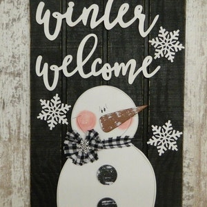 Shiplap Winter Welcome Snowman Door Hanger/Welcome Door Sign/Porch Sign/Farmhouse Wall Decor/Buffalo Check