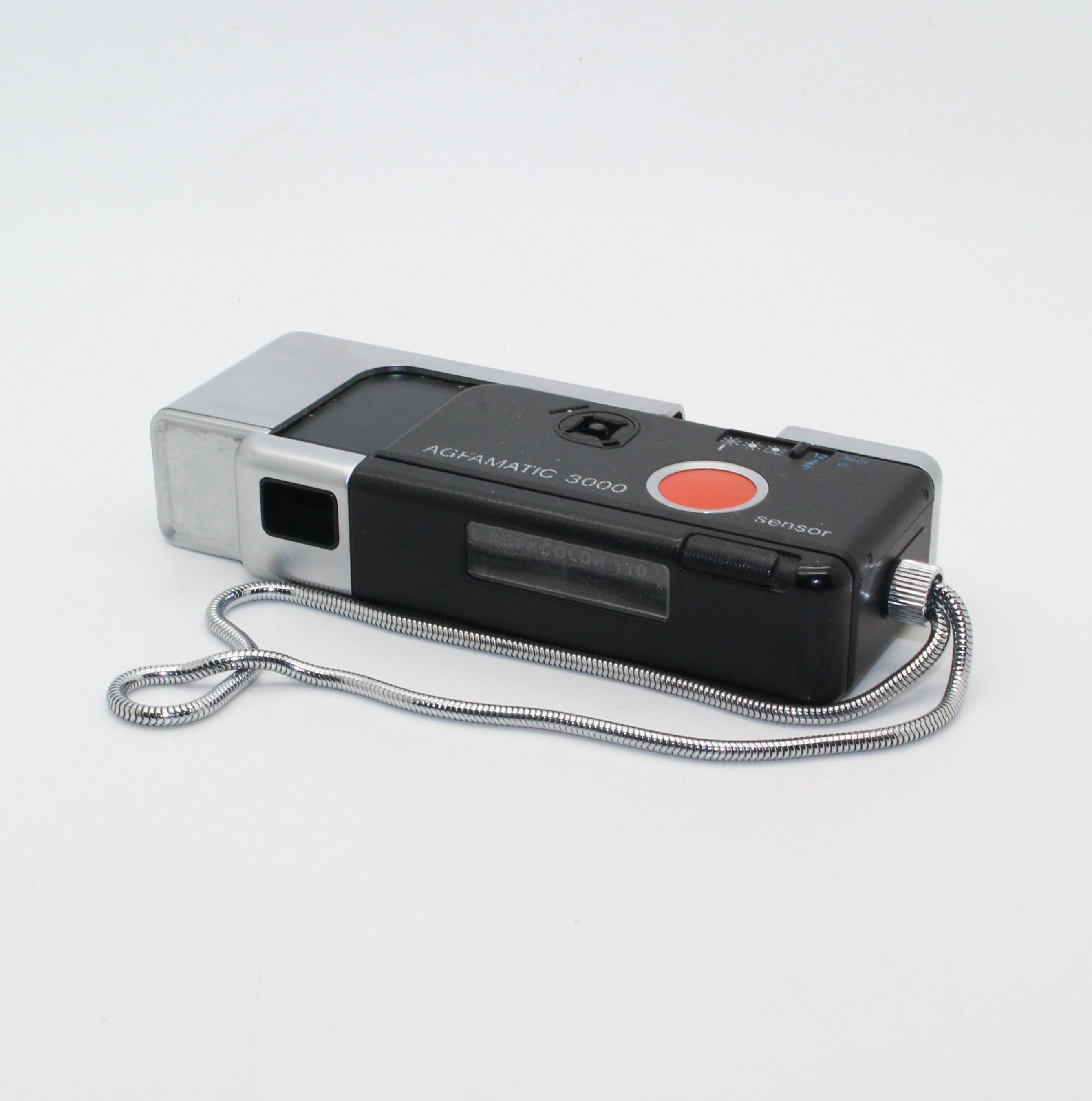 Agfamatic 3000 Sensor Pocket 110 Film Camera With New Lomography