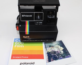 1982 Polaroid Spirit 600 Instant Land Camera with brand-new 600 film - Fully tested