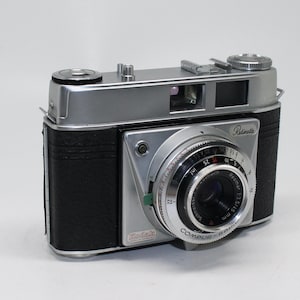 Vintage Kodak Retinette 35mm Film Camera - Schneider Reomar Lens - 1958