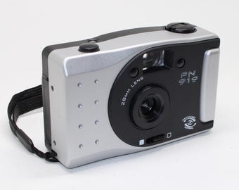 Vintage Lomography PN 919 Film Camera: 28mm Wide-Angle Lens with case and box