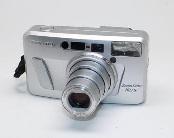 2003 Fujifilm Zoom Date 160S 35mm Film Camera with case and battery – Tested