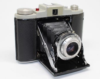 Kodak 66 Model II 120 Film Folding Camera with case - c.1958 – Good condition and tested