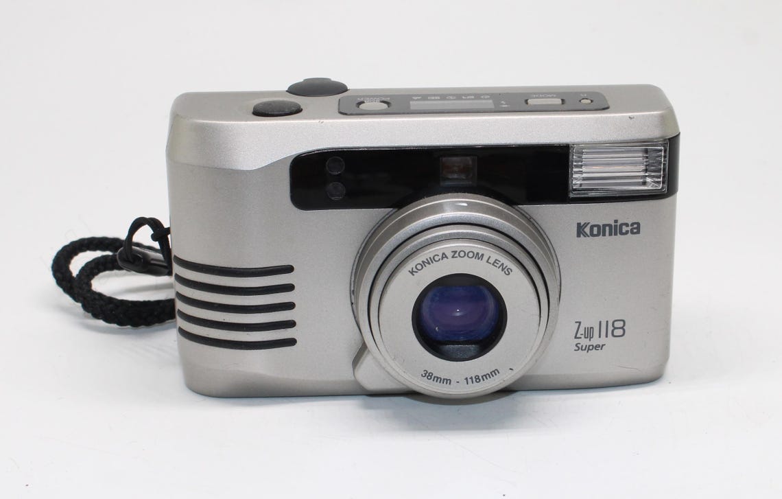 2001 Konica Z-up 118 Super 35mm Film Compact Camera with Case, photo 2 of 5