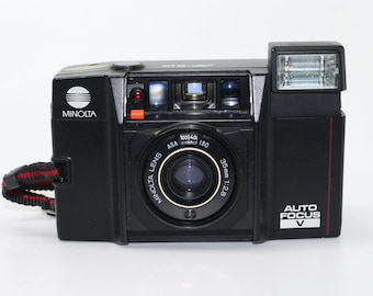 Minolta AF-Sv 35mm Film Camera (1984) with Case & Manual