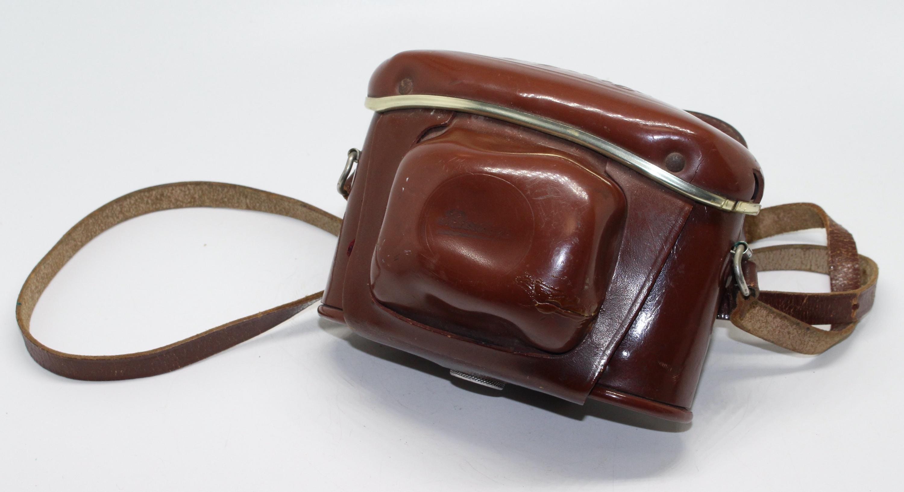 Balda Baldessa 1b レンジファインダーカメラ：ケースとフード付き