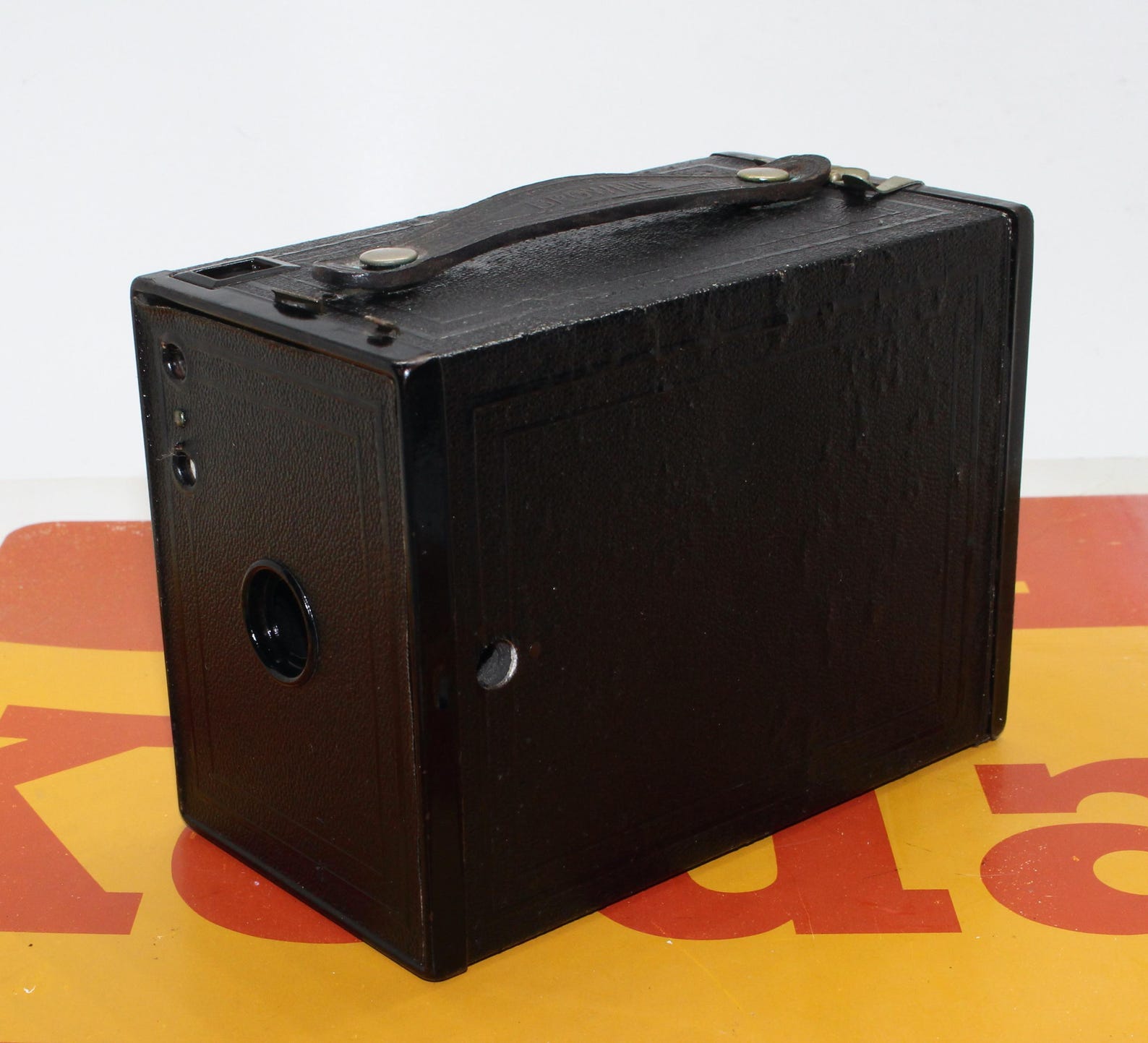 Vintage Kodak No. 2 Brownie Box Camera Model F (c. 1925) - Working ...