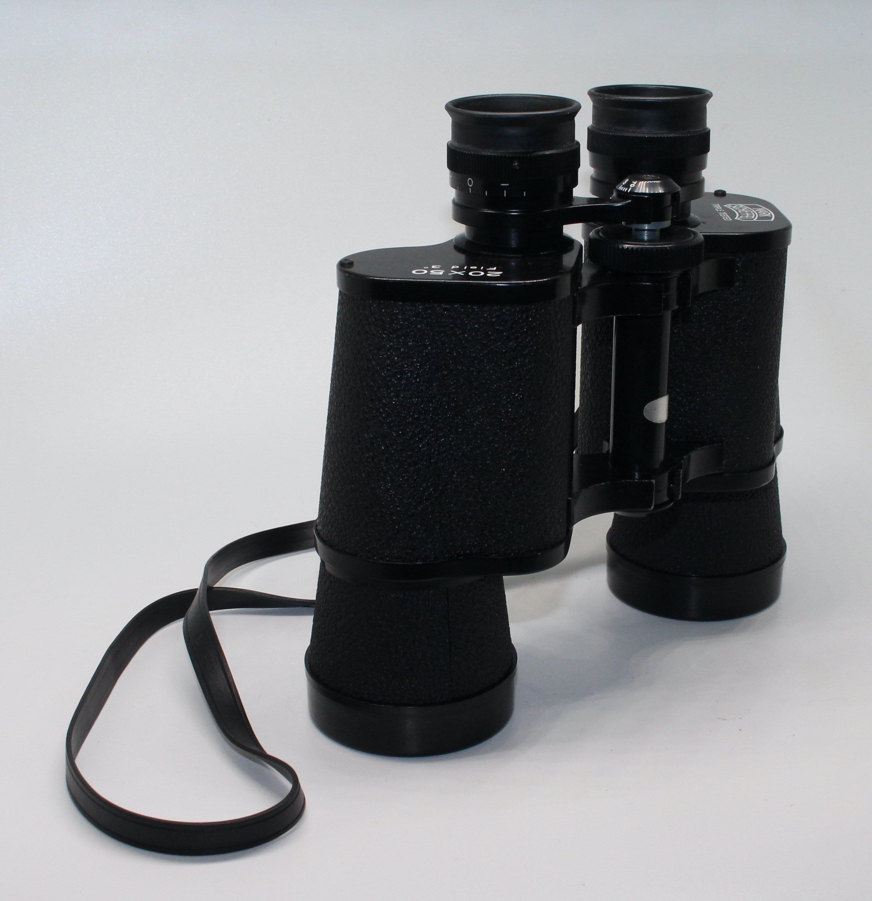 Mark Scheffel 20x50 Binoculars With Lens Caps and Case – Very Good 