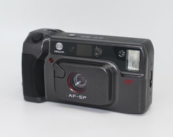Minolta AF-SP 35mm Film Compact Camera with case and brand-new battery – Tested and working - 1989 Retro Classic