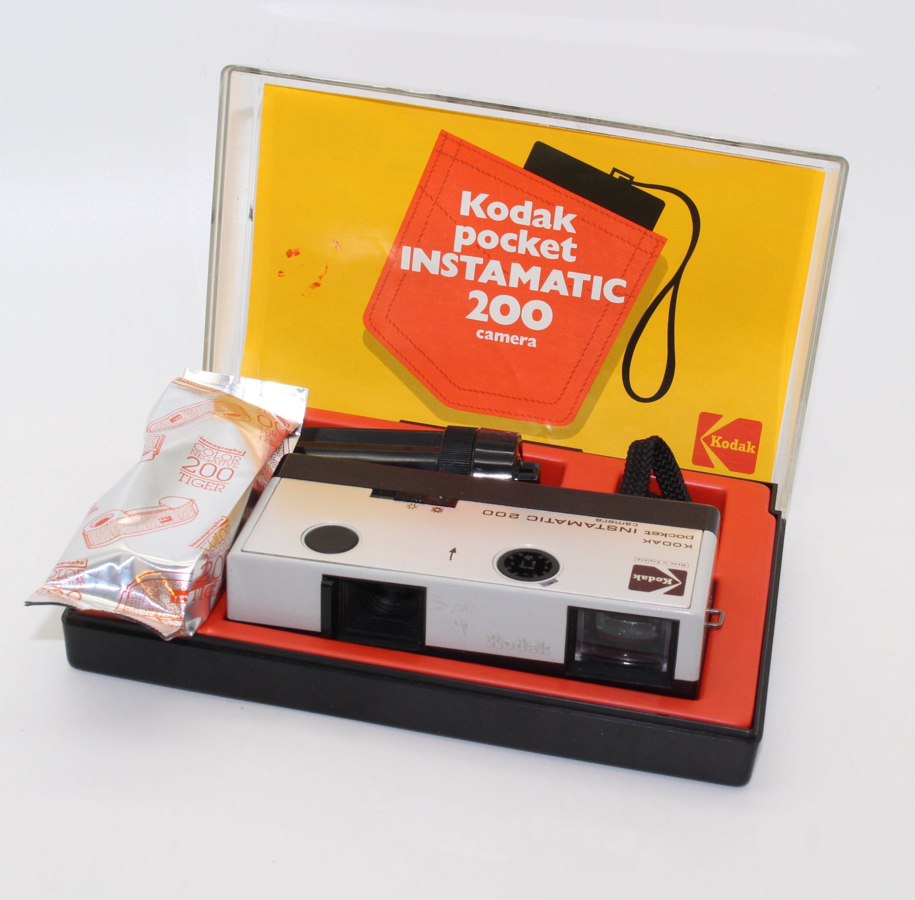 kodak instamatic 200 camera
