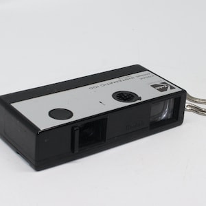 Appareil Photo Vintage Kodak Instamatic 100 Avec étui Cuir Noir - Années 60
