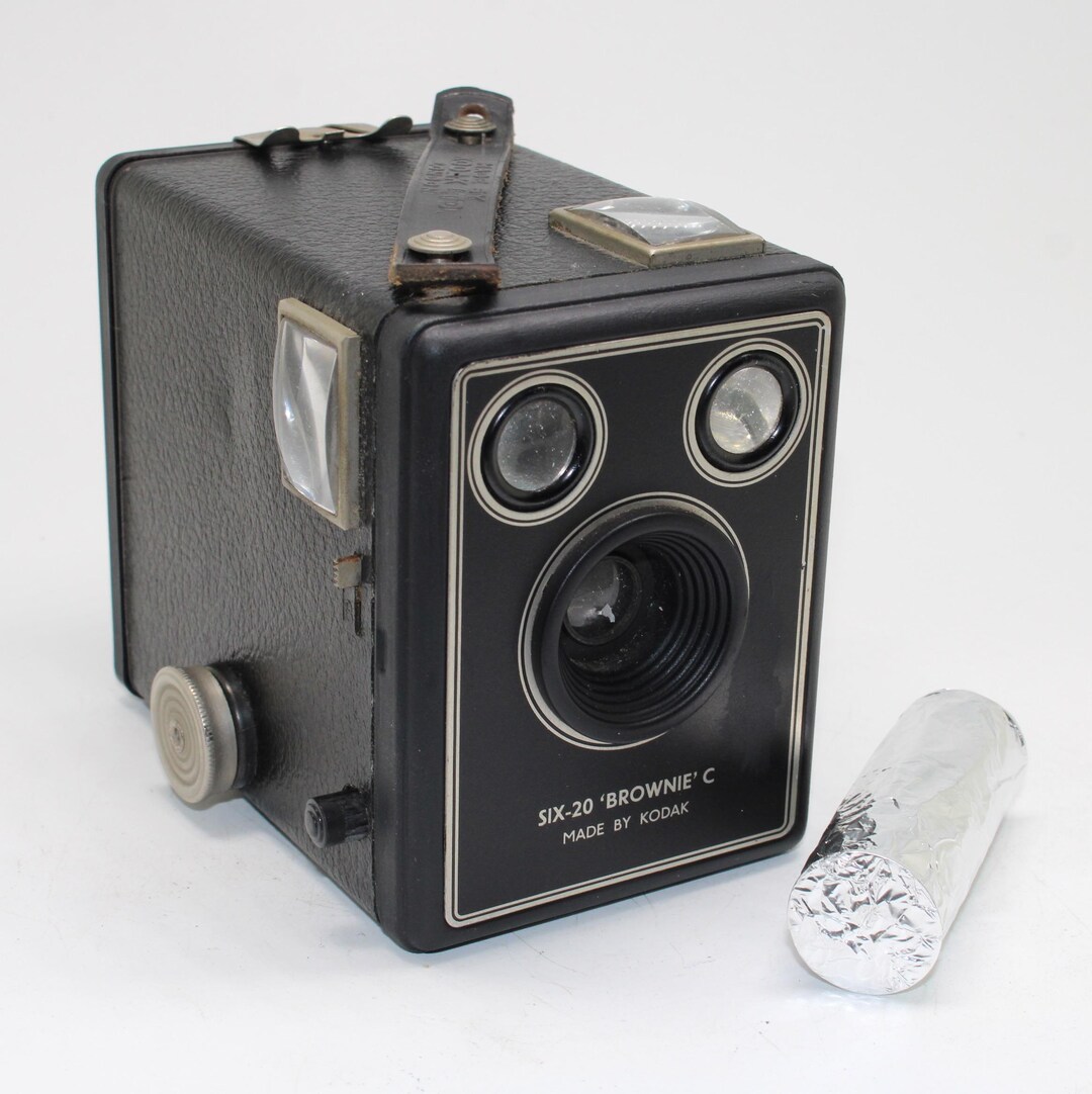 1940年代のビンテージ コダック ブラウニー カメラ モデルC - 新しい