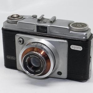 Dacora Dignette 35mm Viewfinder Camera with case c.1958 – Good condition and tested