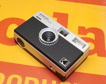 Kodak Ektar H35 Half Frame 35mm Film Reusable Black Compact Camera – Retro Vibes – 22mm Lens