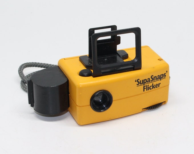 Halina Flashmatic Halina 110 Pocket Camera 3M 110 Film Camera