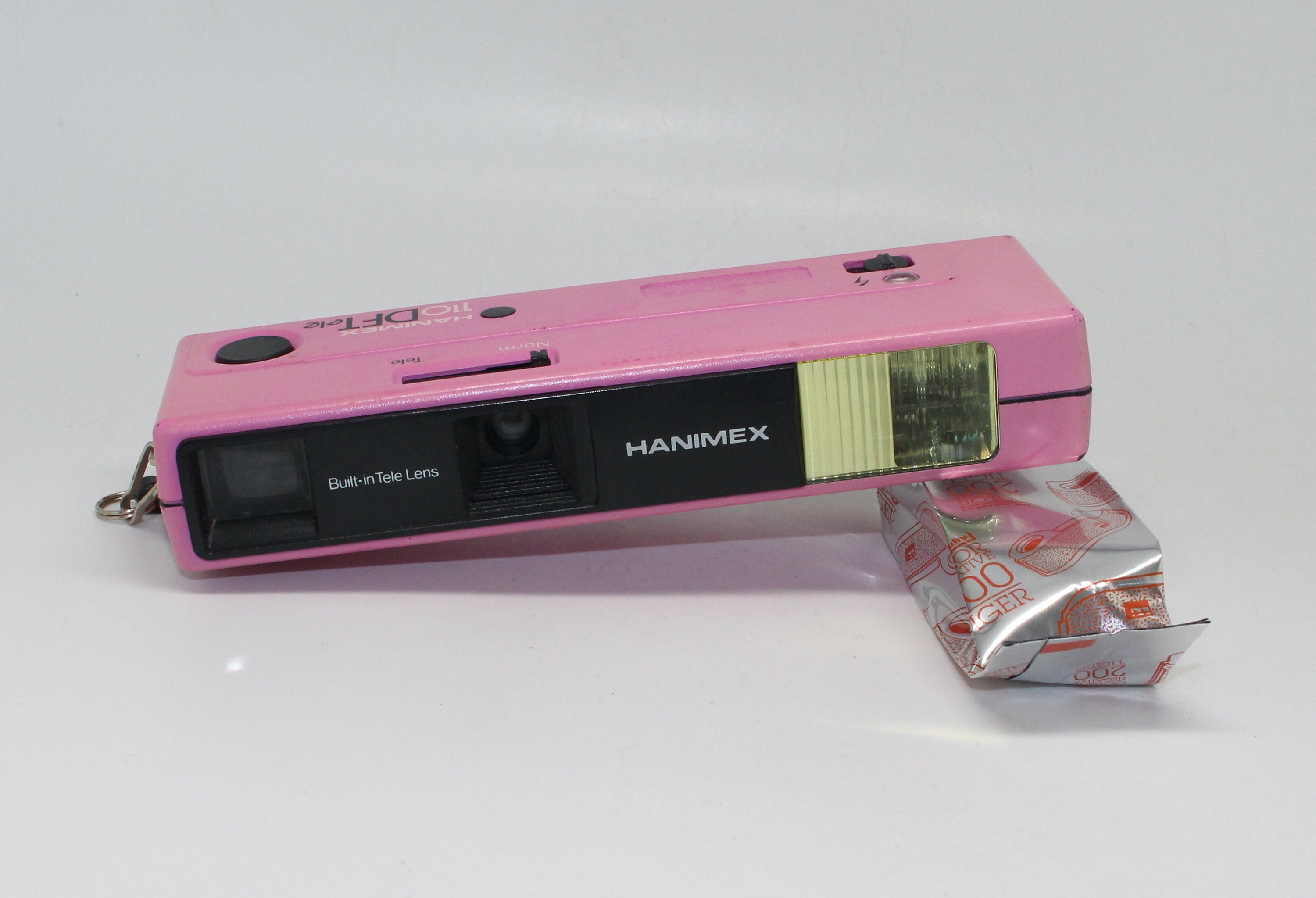 Hanimex Pink Vintage 1980's 110 Dftele Sub Mini 110 Film Camera