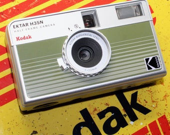 Kodak Ektar H35N Half Frame Film Camera: Green Retro Style