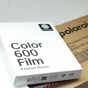 Polaroid Color / Colour Instant Film for use with Polaroid 600 Cameras - Brand-new stock - Classic White Frame