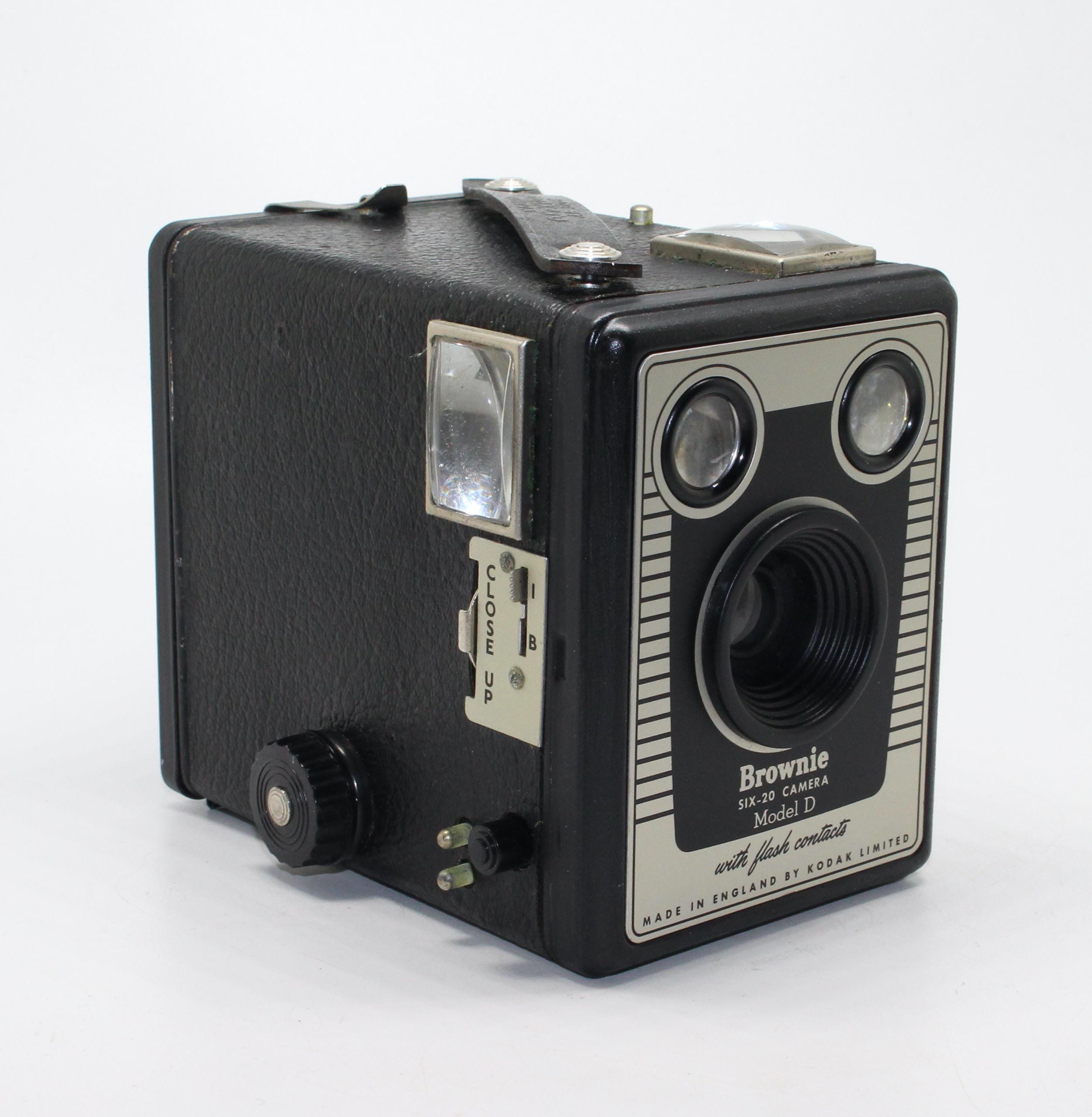 Kodak コダック SIX-20 BROWNIE ボックスカメラ
