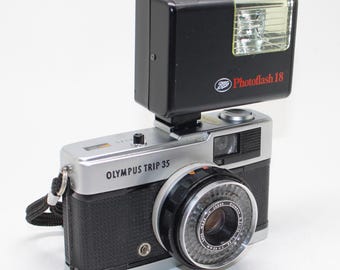 Vintage Olympus Trip 35 Camera: Working, Tested, with flash, cap and new seals - Tested