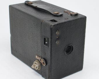 1926 Canadian Kodak No 2 Cartridge Hawk-eye Model B 120 Film Antique Box Camera