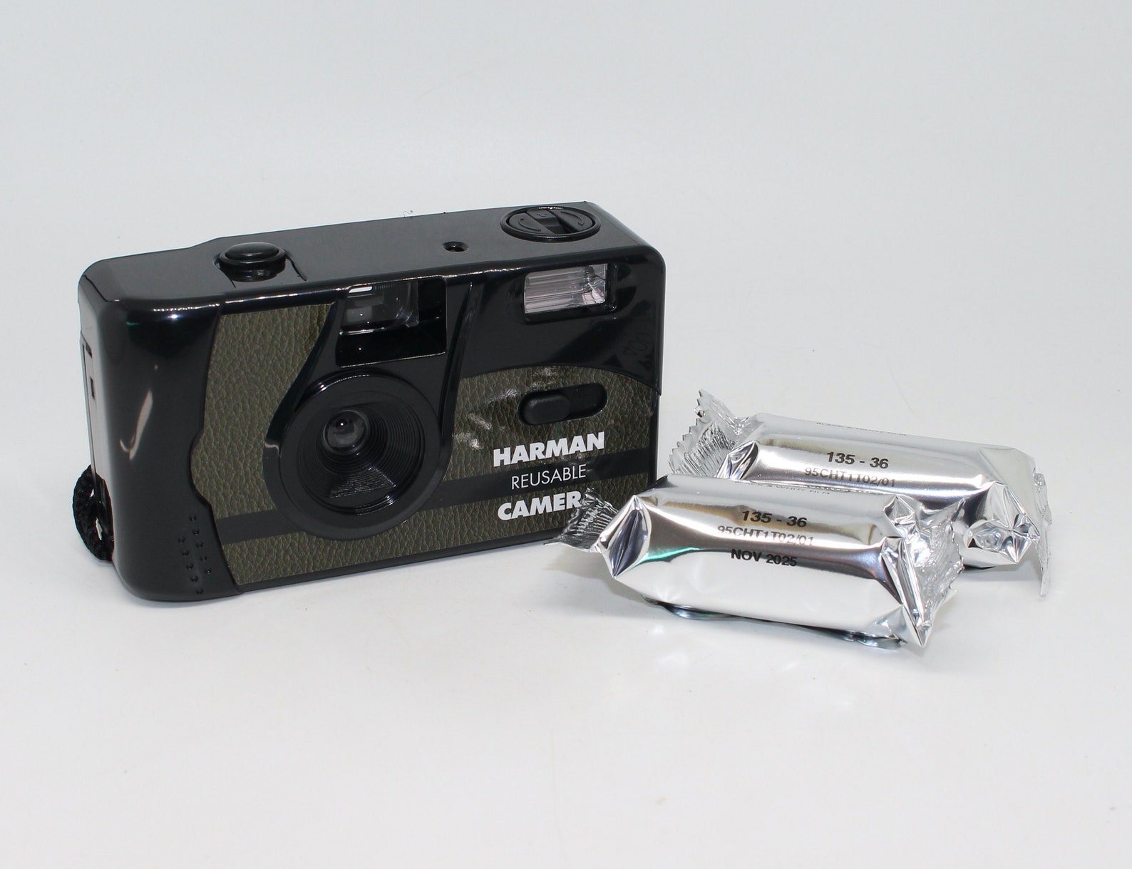Harman 35mm Film Reusable Compact Camera in Black With Two Etsy