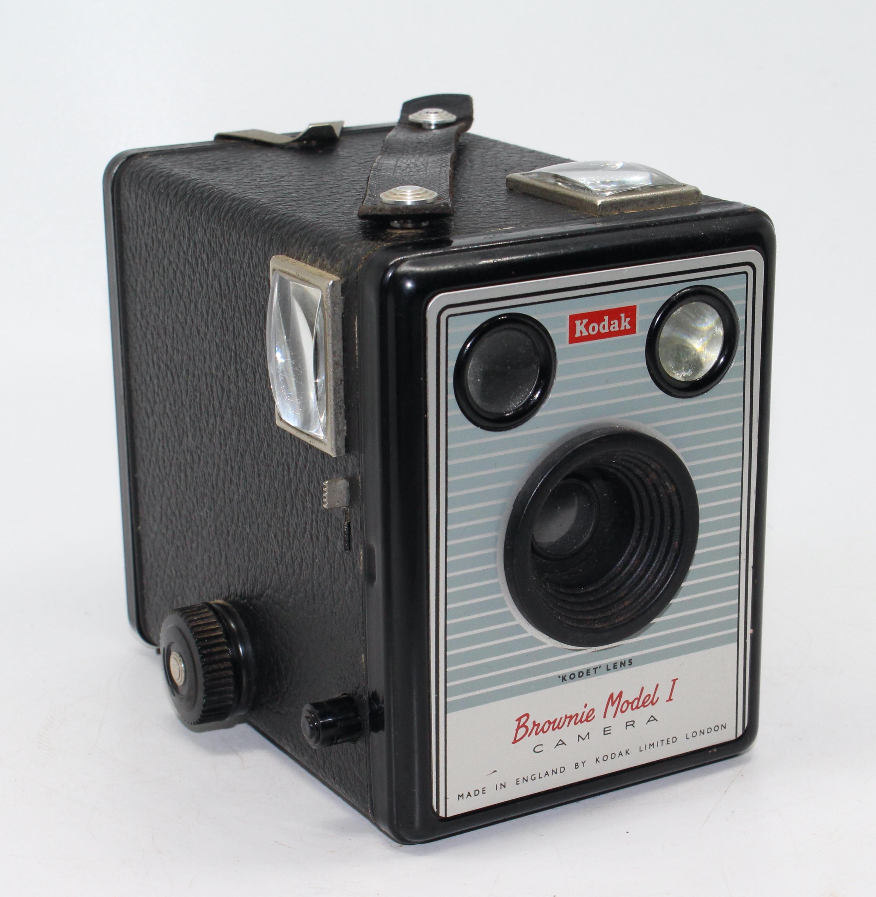 Kodak Brownie Model I Box Camera - c.1957-1960 - Very good condition - Tested and working