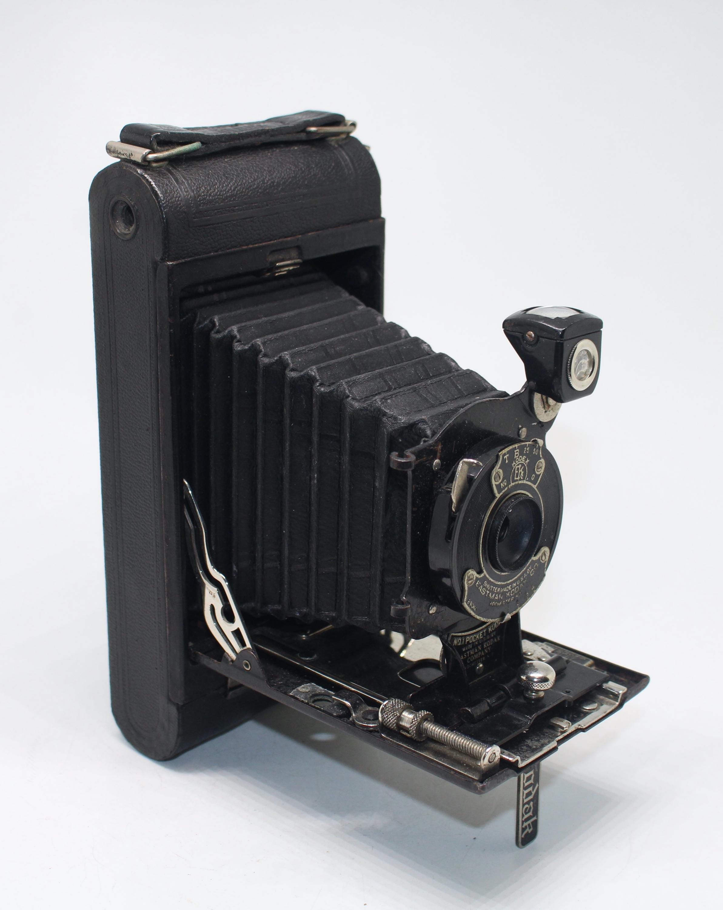 フィルムカメラ イーストマンコダックカンパニー ケース付き Eastman Kodak Camera - Etsy