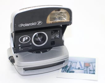 ポラロイド 636 インスタント トーキング カメラと新品の 600 フィルム