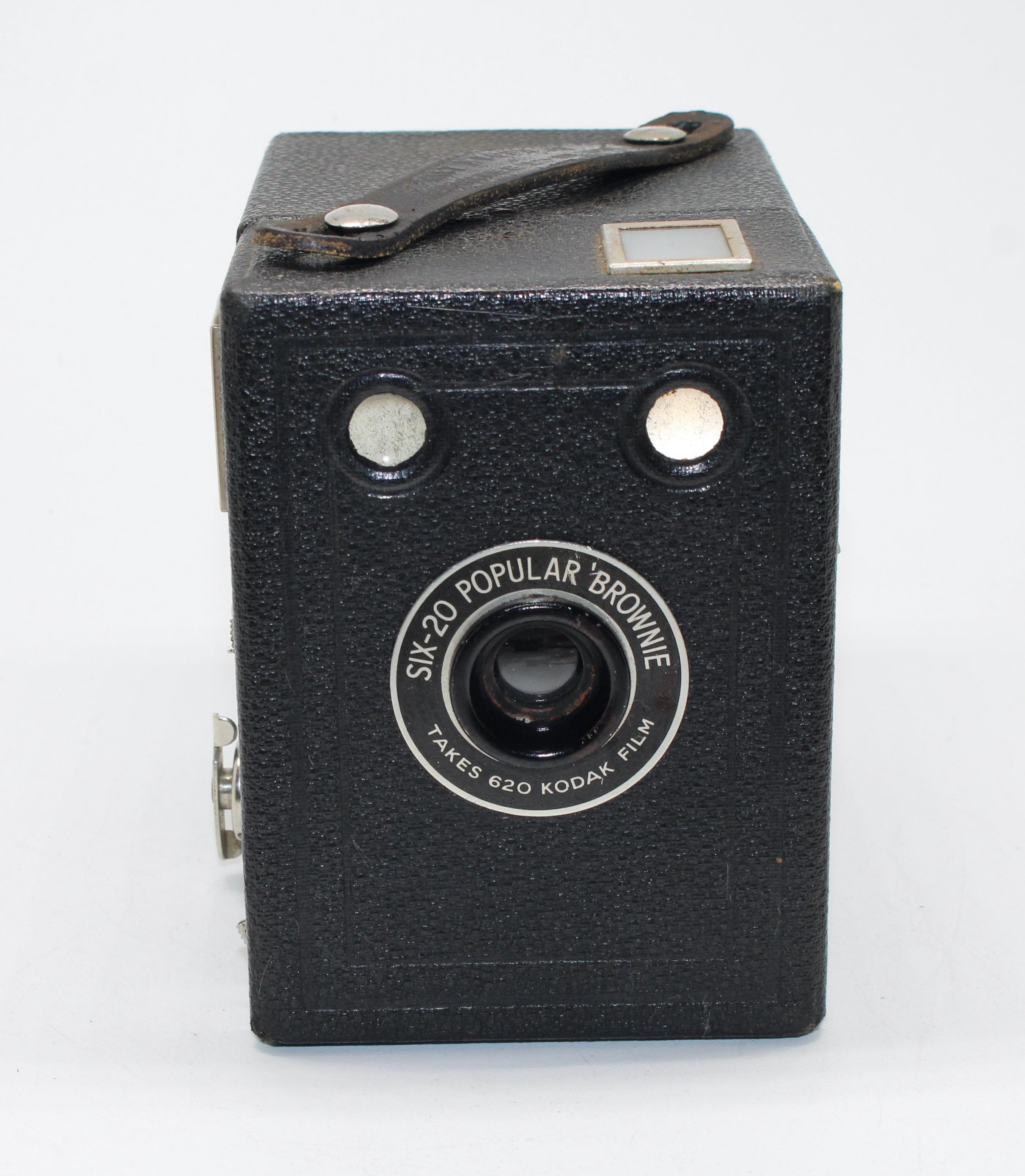 Vintage Kodak Six-20 Brownie Box Camera (c. 1939) With Carry Case