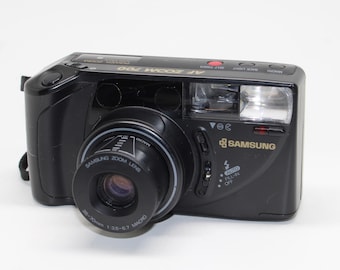 1989 Samsung AF Zoom 700 35mm Film Camera with Macro Zoom Lens and case