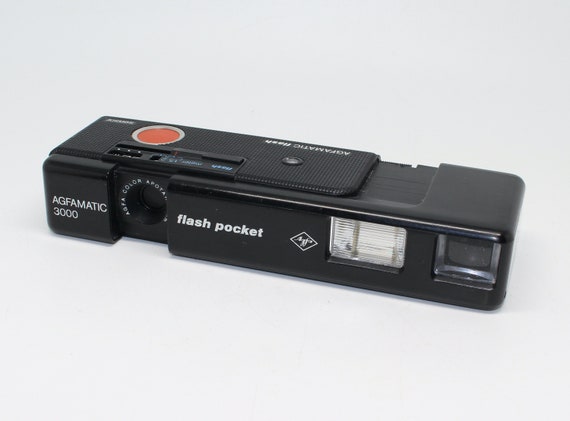 Agfamatic 3000 Flash Sensor Pocket 110 Film Camera With New