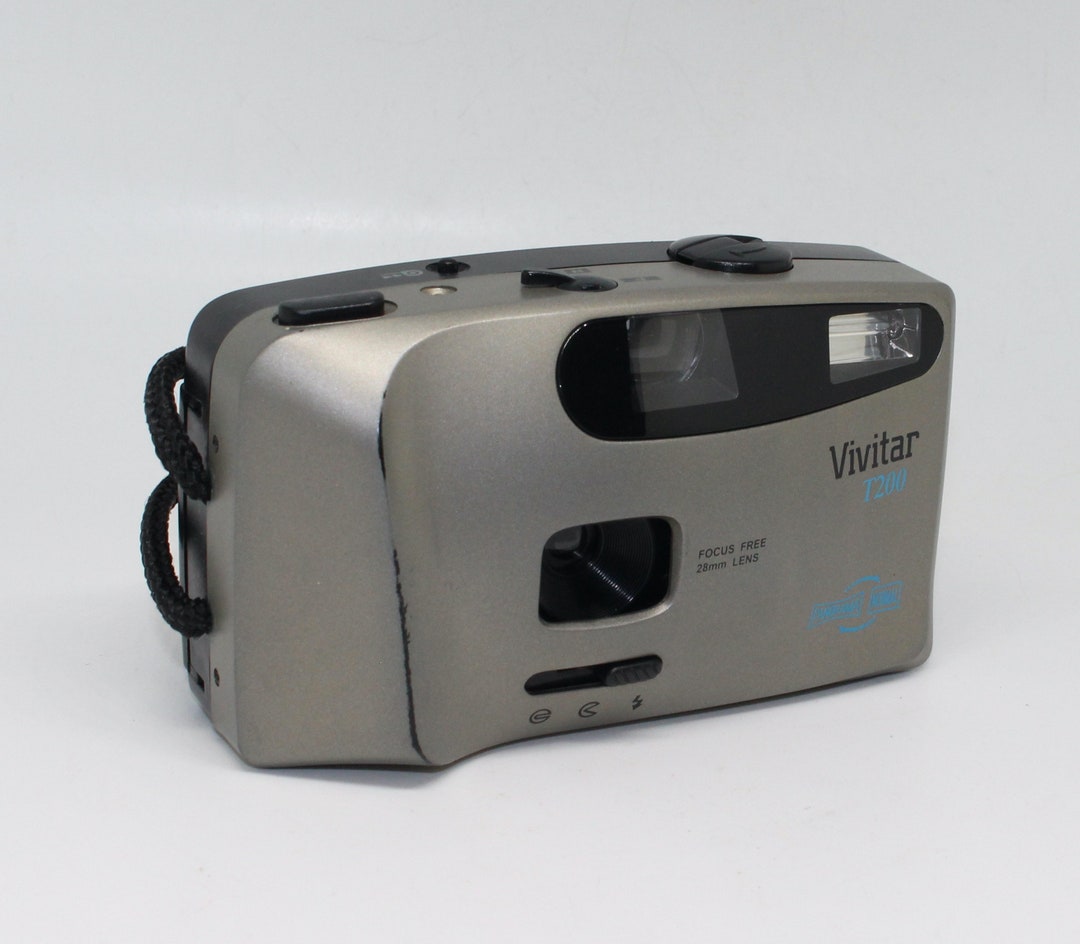 Vivitar T200 35mm Film Camera Point and Shoot Camera With 28mm Wide