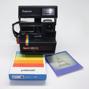 Polaroid Spirit 600 CL Instant Camera With New Polaroid 600 Film