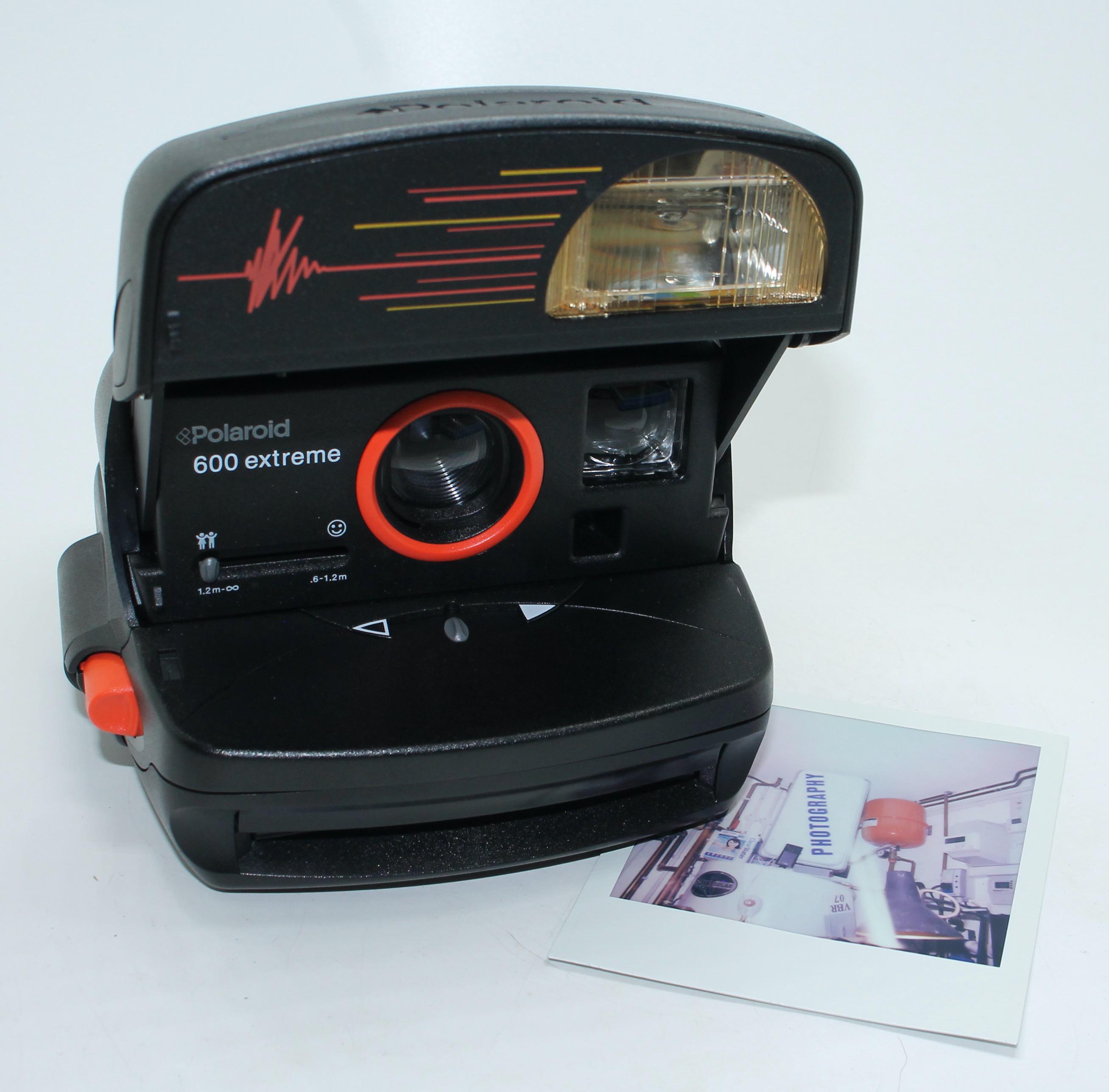 Polaroid 600 インスタントカメラ 5台セット il_fullxfull.7136783529_7ao7.jpg