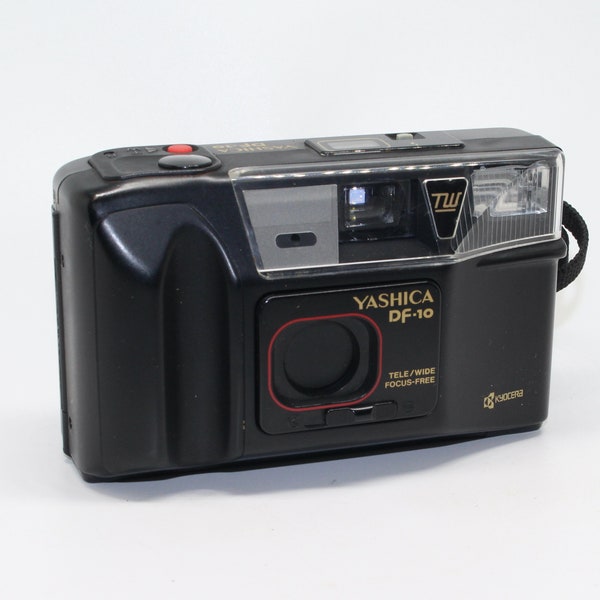 Kyocera Yashica DF-10 Compact Point and Shoot 35mm Film Camera with carry case - Very good condition and tested - c.1988