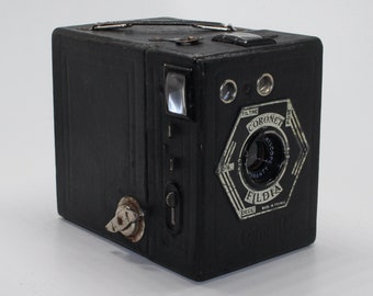 French Coronet Fildia Box Camera 120 Roll Film - Tiranty meniscus Lens - 1947 - Made in France - Art Deco Camera Box with Case