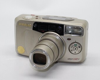 Samsung Vega 140S 35mm Film Camera with 38-140mm zoom lens with case - Very good condition