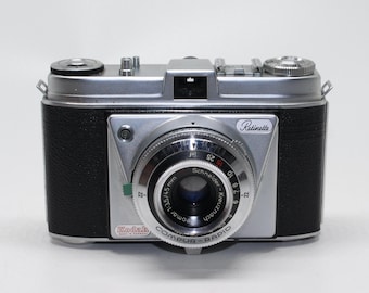 Kodak Retinette I Type 030/9 35mm Film Camera with ever-ready case - c. 1958 – Very good condition and tested