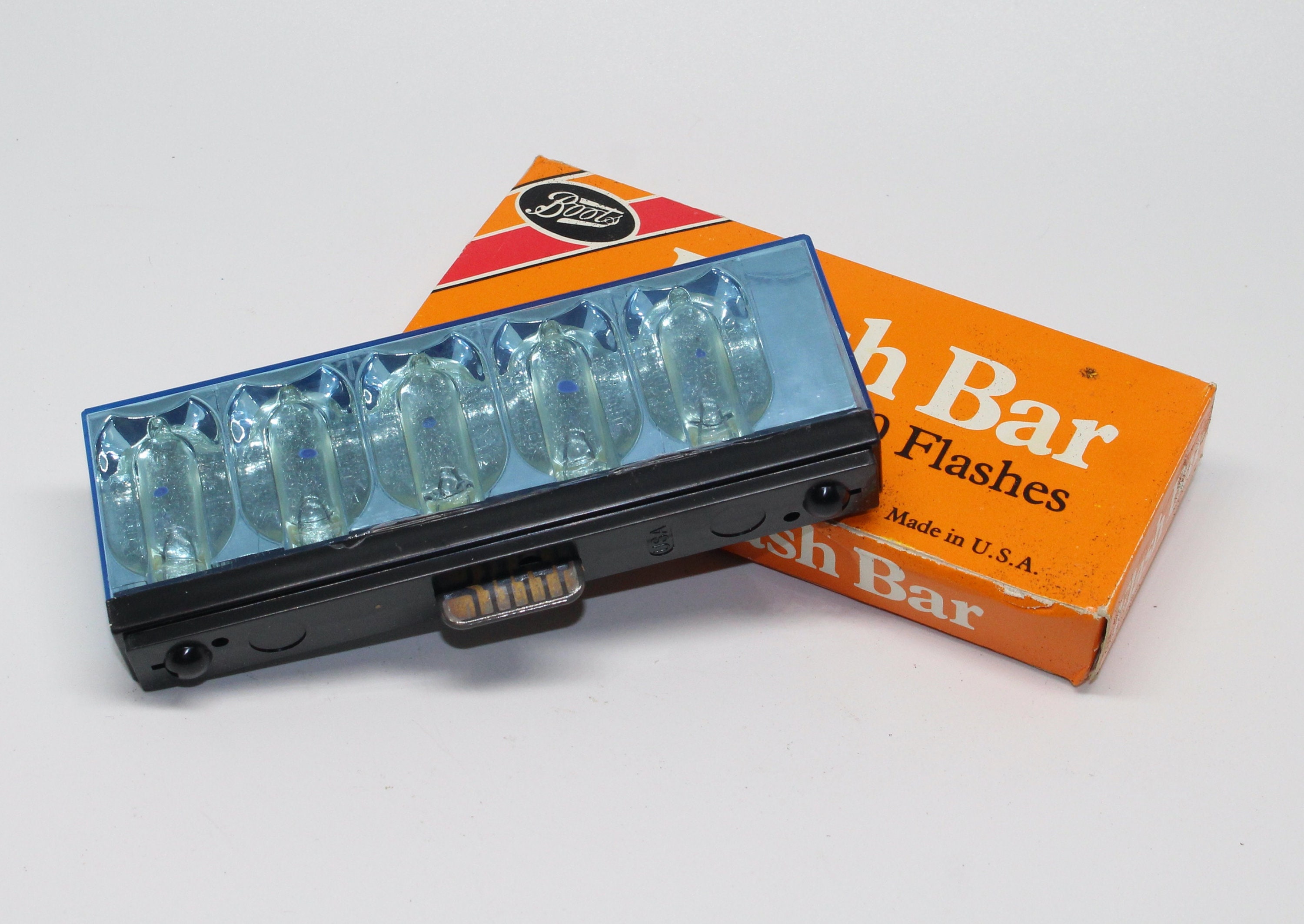 polaroid flash cube
