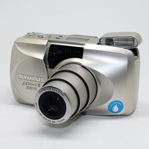 Classic 2001 Olympus µ MJU (mju:)-II Zoom 170 35mm Film Camera with case - Tested