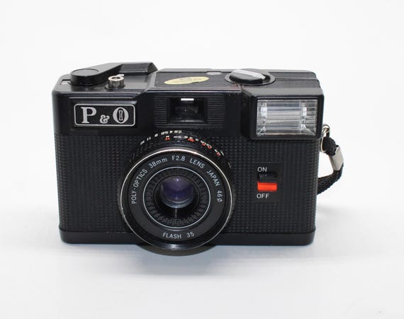 1979 P & O Flash 35 – Vintage 35mm Film Camera with working flash and case - Tested