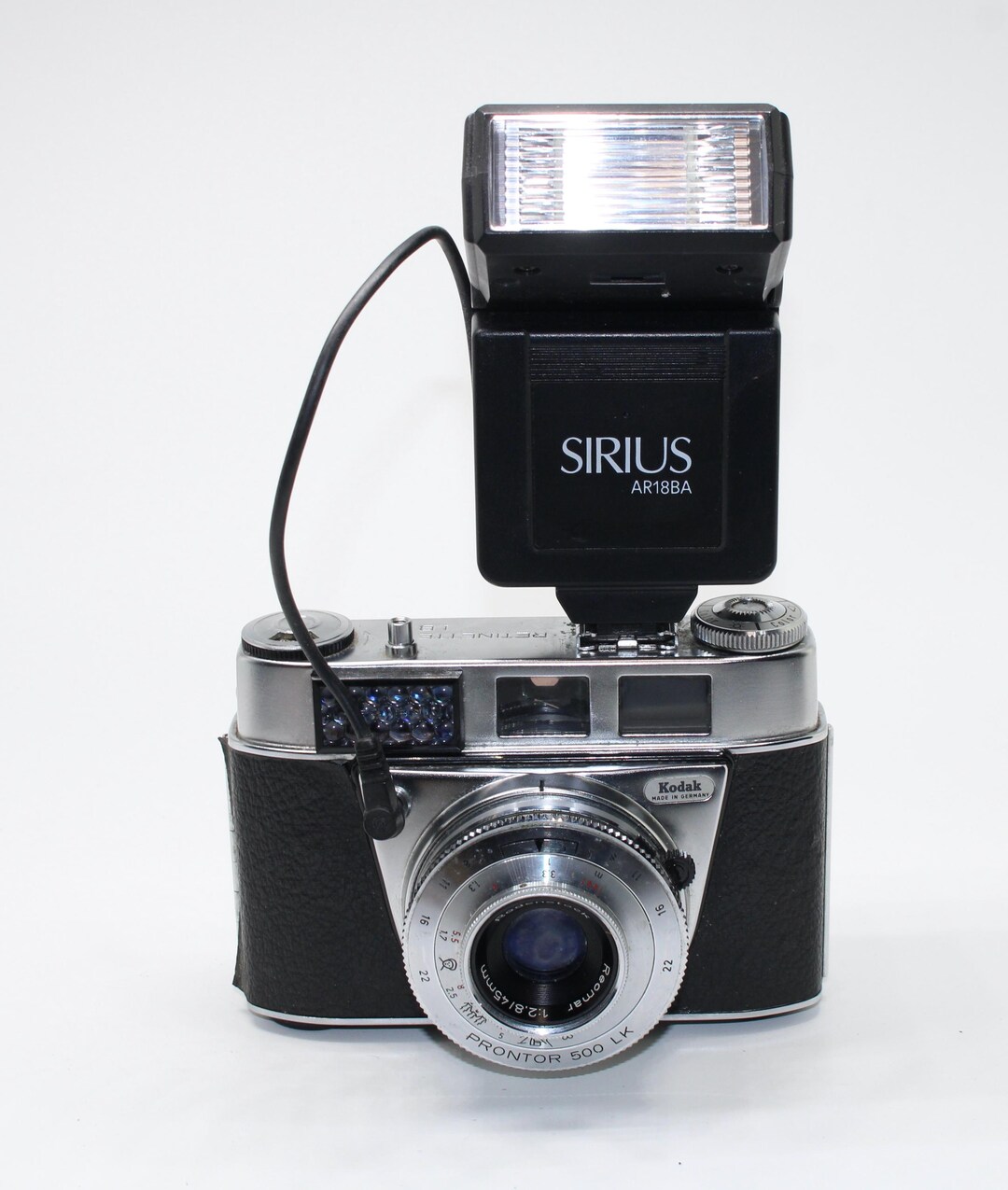 Appareil photo argentique Kodak Retinette 1B vintage - Compteur de travail, flash Sirius et étui - France