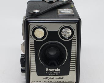 ヴィンテージ コダック ブラウニー シックス-20 モデルD ボックス
