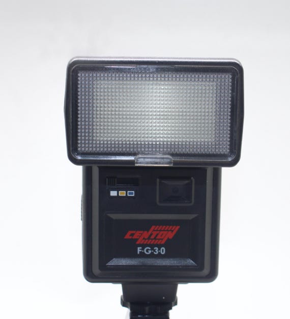 Vintage Centon FG30 Electronic Flash Unit: Film Camera Hot-Shoe